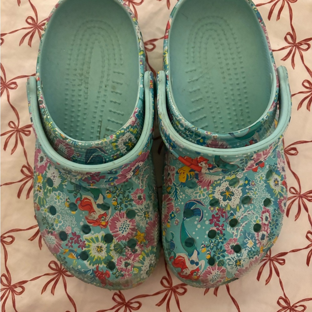 Rare Disney Ariel Crocs